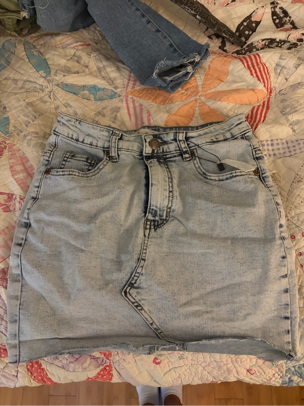 Light Wash Denim Mini Skirt - Casual Crop Style